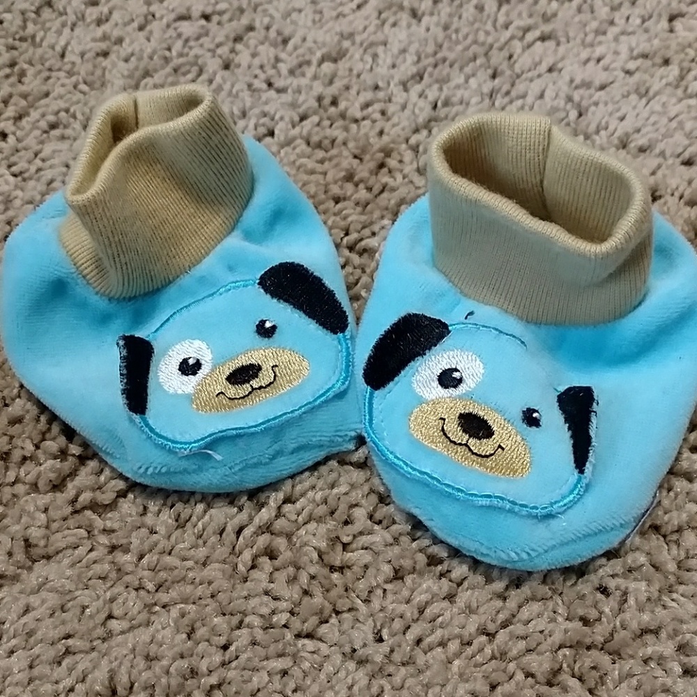 Blue puppy slippers 0-6 months